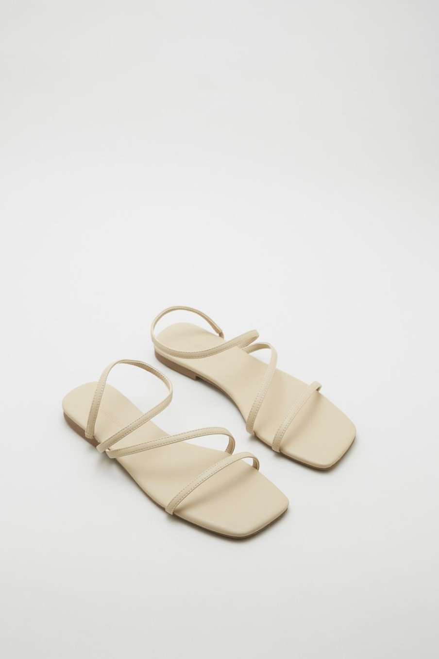 Women The Editor's Market Flats | Danae Strappy Sandals Dune