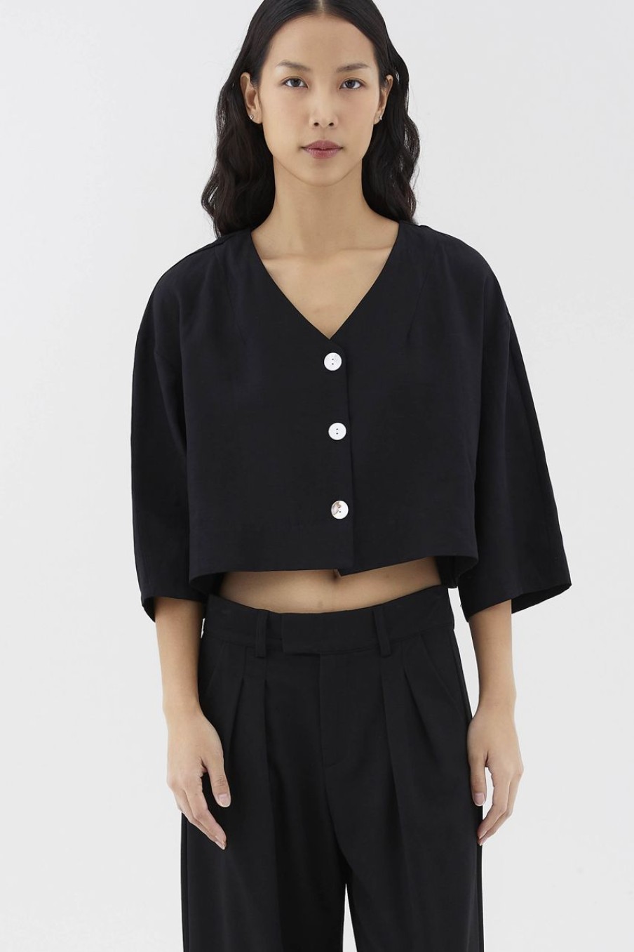 Women The Editor's Market Tops | Nadalia Button-Down Top Black