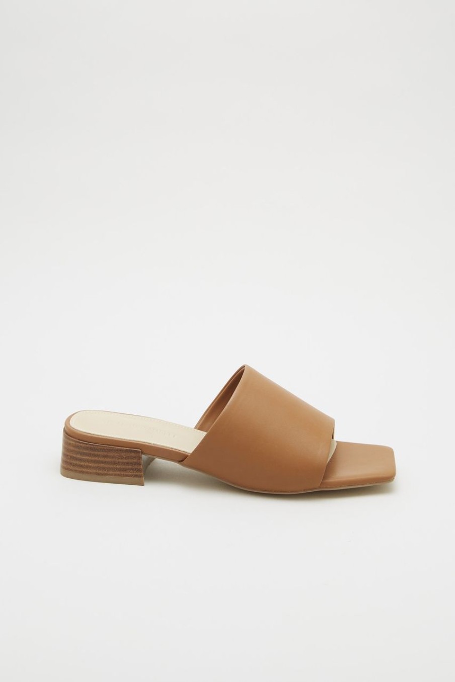 Women The Editor's Market Flats | Rhea Block Heel Slides Nectar