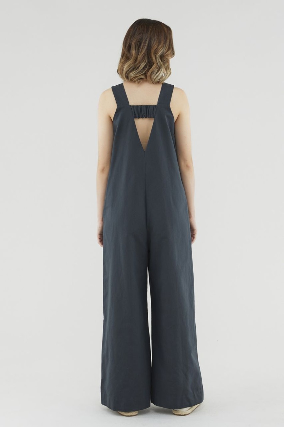 Women The Editor's Market Jumpsuits | Javiera Back Cut-Out Jumpsuit Charcoal