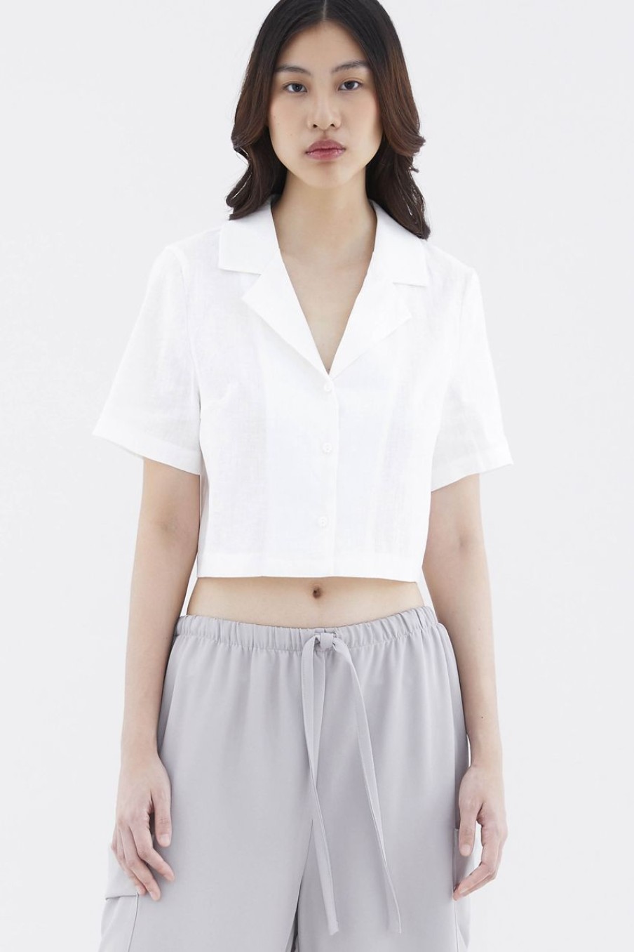 Women The Editor's Market Tops | Rheta Linen Crop Shirt White