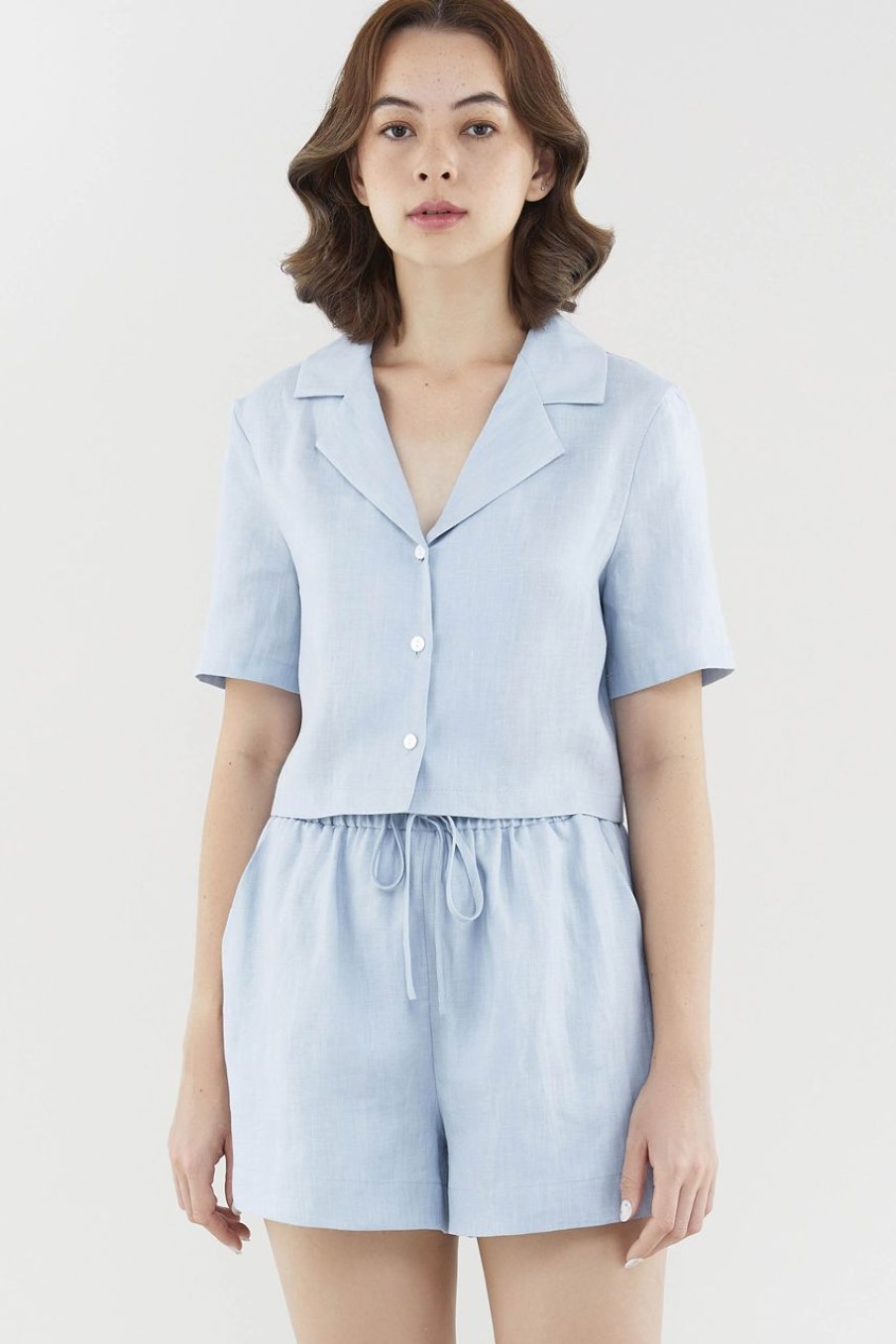 Women The Editor's Market Tops | Rheta Linen Crop Shirt Dusty Blue