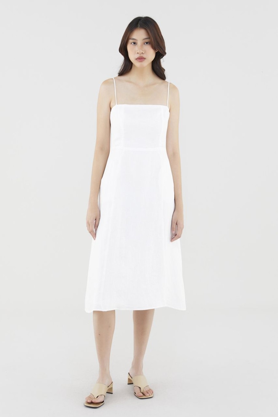 Women The Editor's Market Dresses | Penelope Linen Back-Tie Dress White