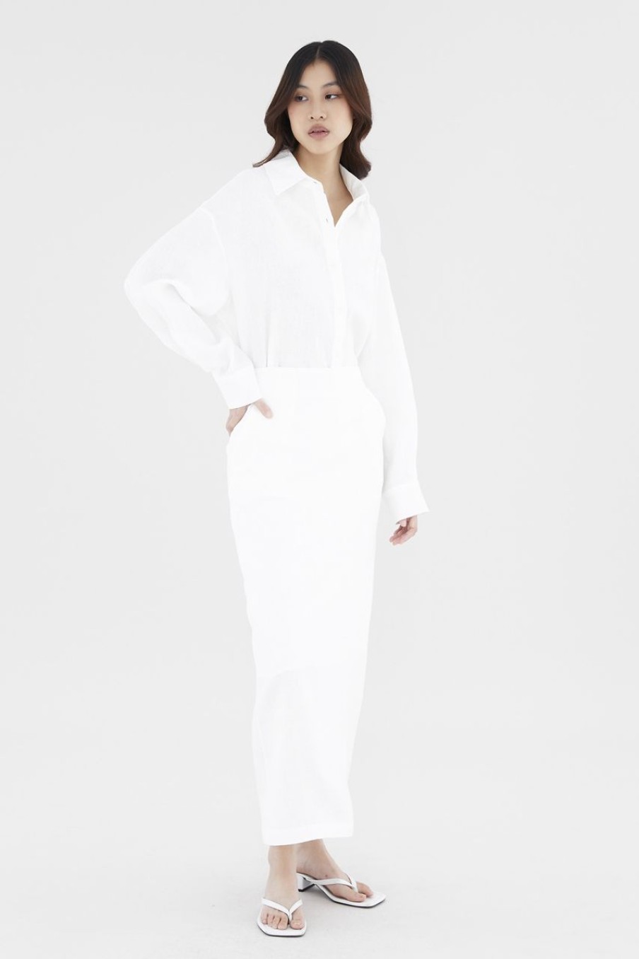 Women The Editor's Market Tops | Malitta Linen Oversized Shirt White