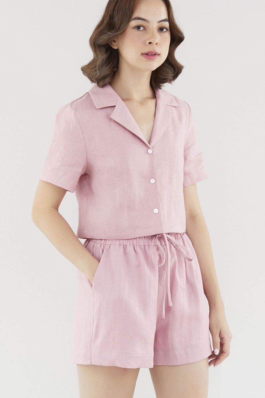 Women The Editor's Market Tops | Rheta Linen Crop Shirt Carnation