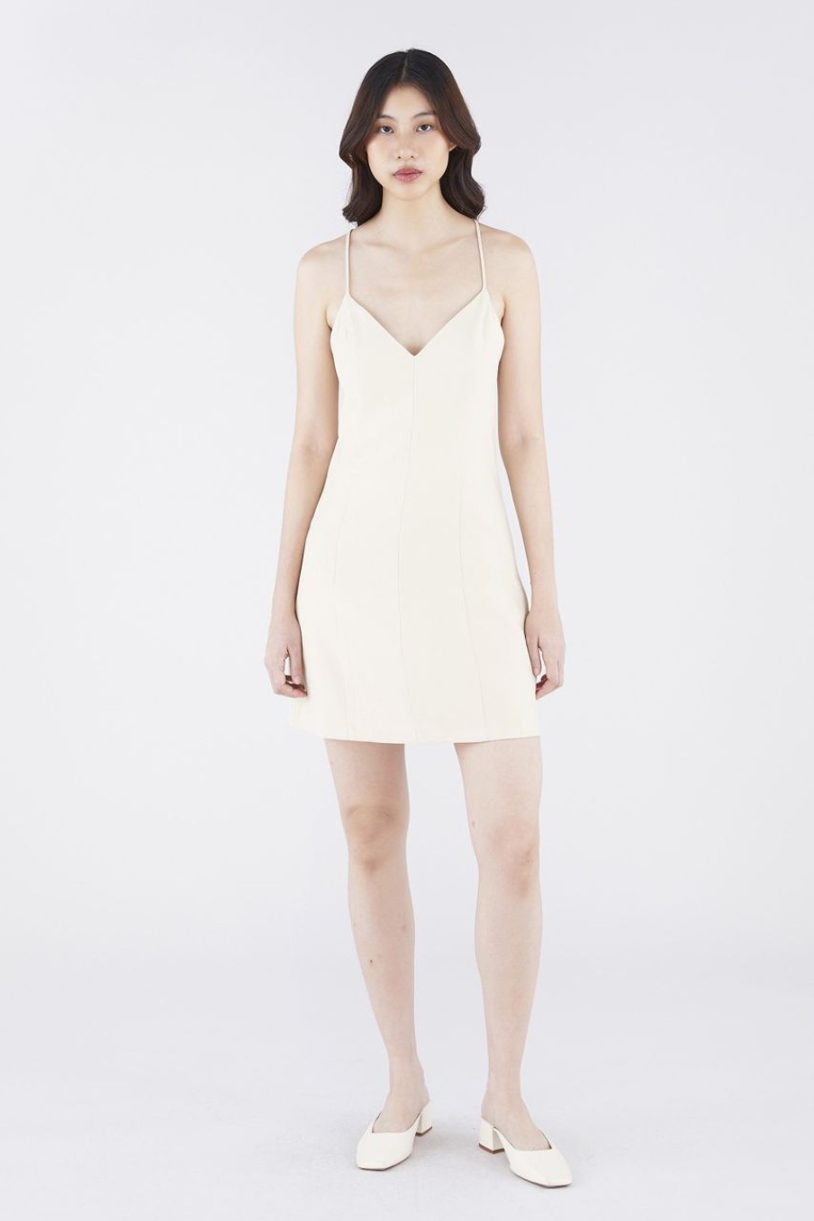 Women The Editor's Market Dresses | Ivelyn Cross Back Dress Apricot