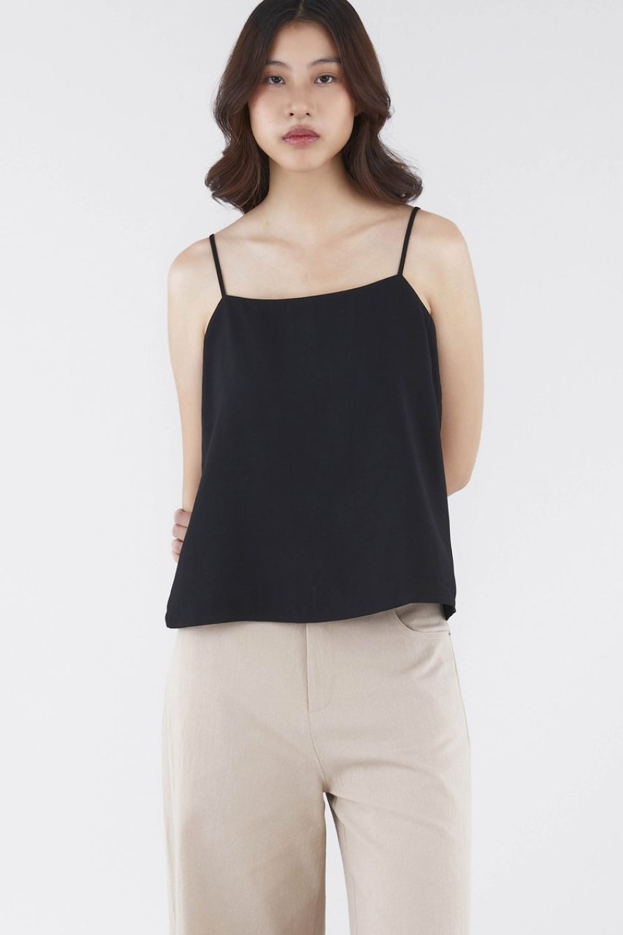 Women The Editor's Market Tops | Sorena Pleated Back Top Black