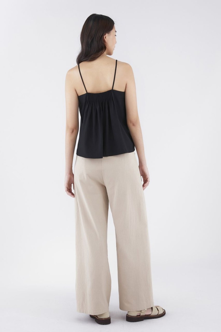 Women The Editor's Market Tops | Sorena Pleated Back Top Black