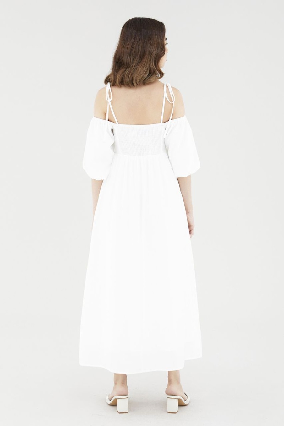 Women The Editor's Market Dresses | Phoeby Cold Shoulder Dress White