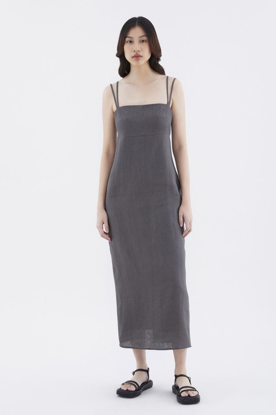 Women The Editor's Market Dresses | Erucia Linen Double-Strap Slit Dress Liquorice