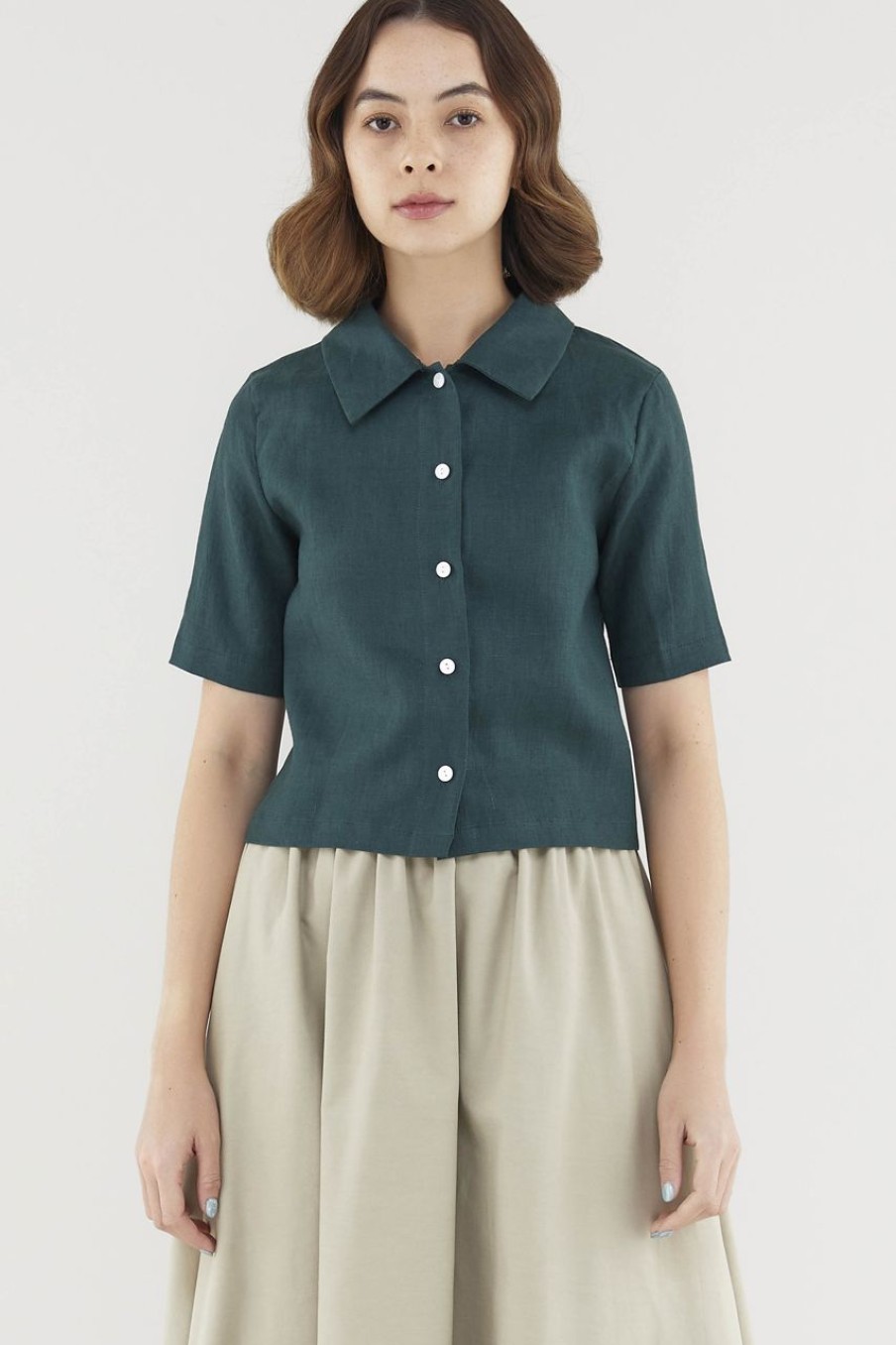 Women The Editor's Market Tops | Veerle Linen Relaxed Shirt Forest Green