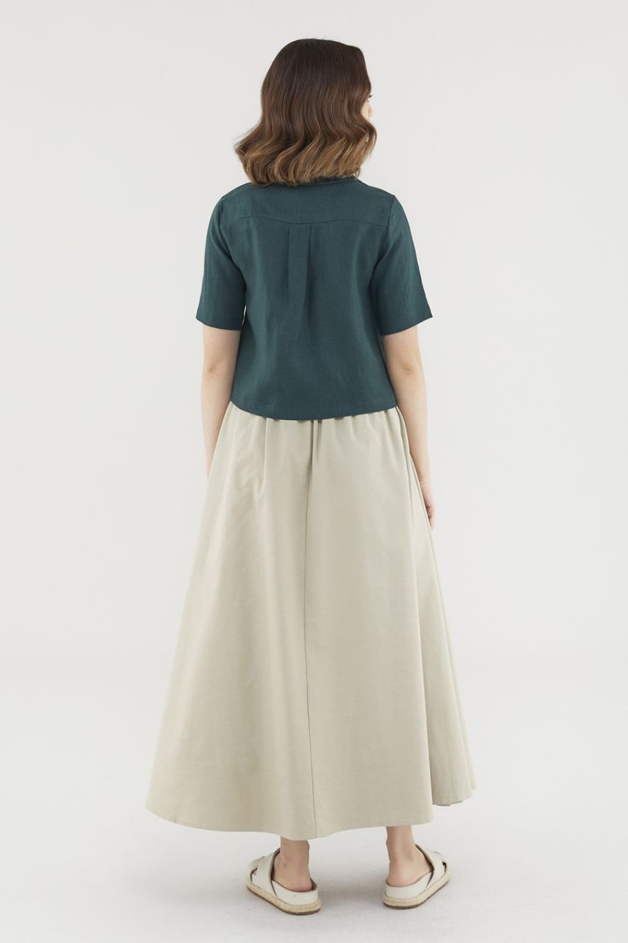 Women The Editor's Market Tops | Veerle Linen Relaxed Shirt Forest Green