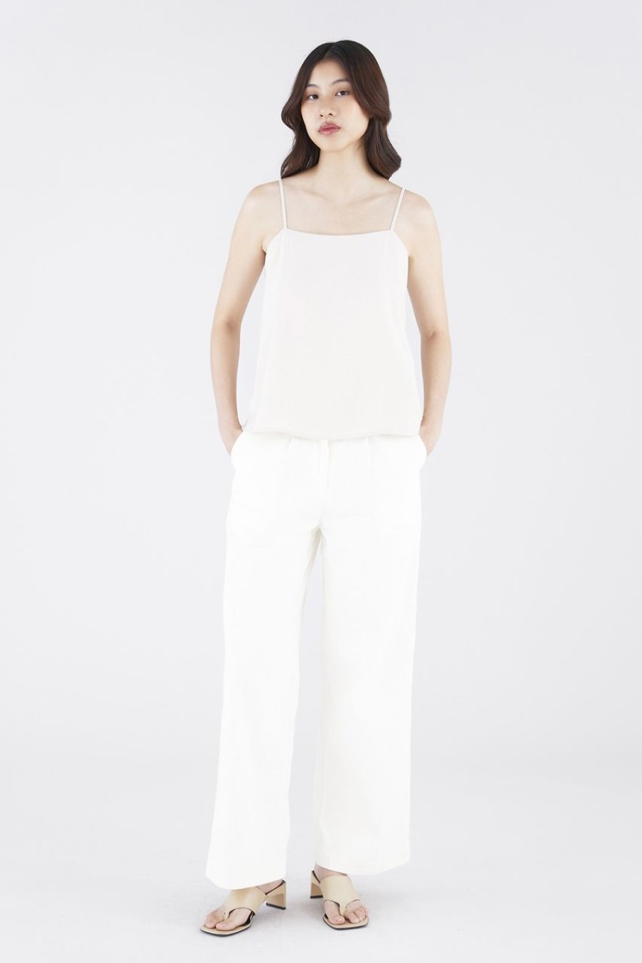 Women The Editor's Market Tops | Sorena Pleated Back Top Latte