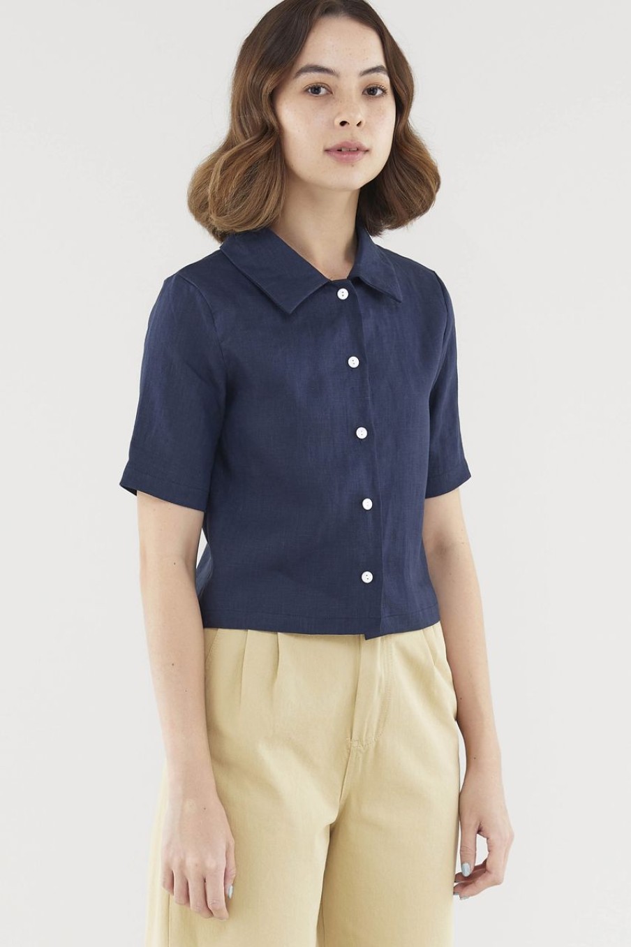 Women The Editor's Market Tops | Veerle Linen Relaxed Shirt Navy Blue