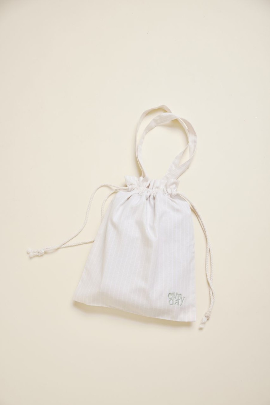 Kids Evryday Studios | Drawstring Totebag Sand