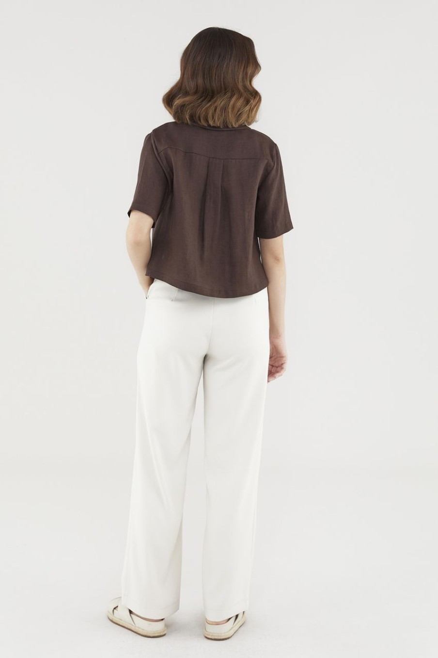 Women The Editor's Market Tops | Veerle Linen Relaxed Shirt Coffee