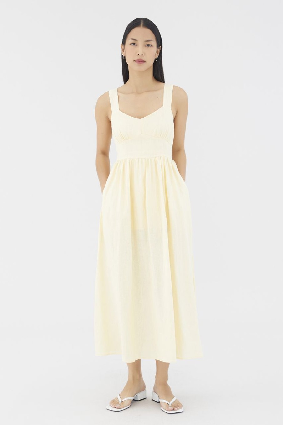 Women The Editor's Market Dresses | Aubray Linen Ruched Dress Lemon