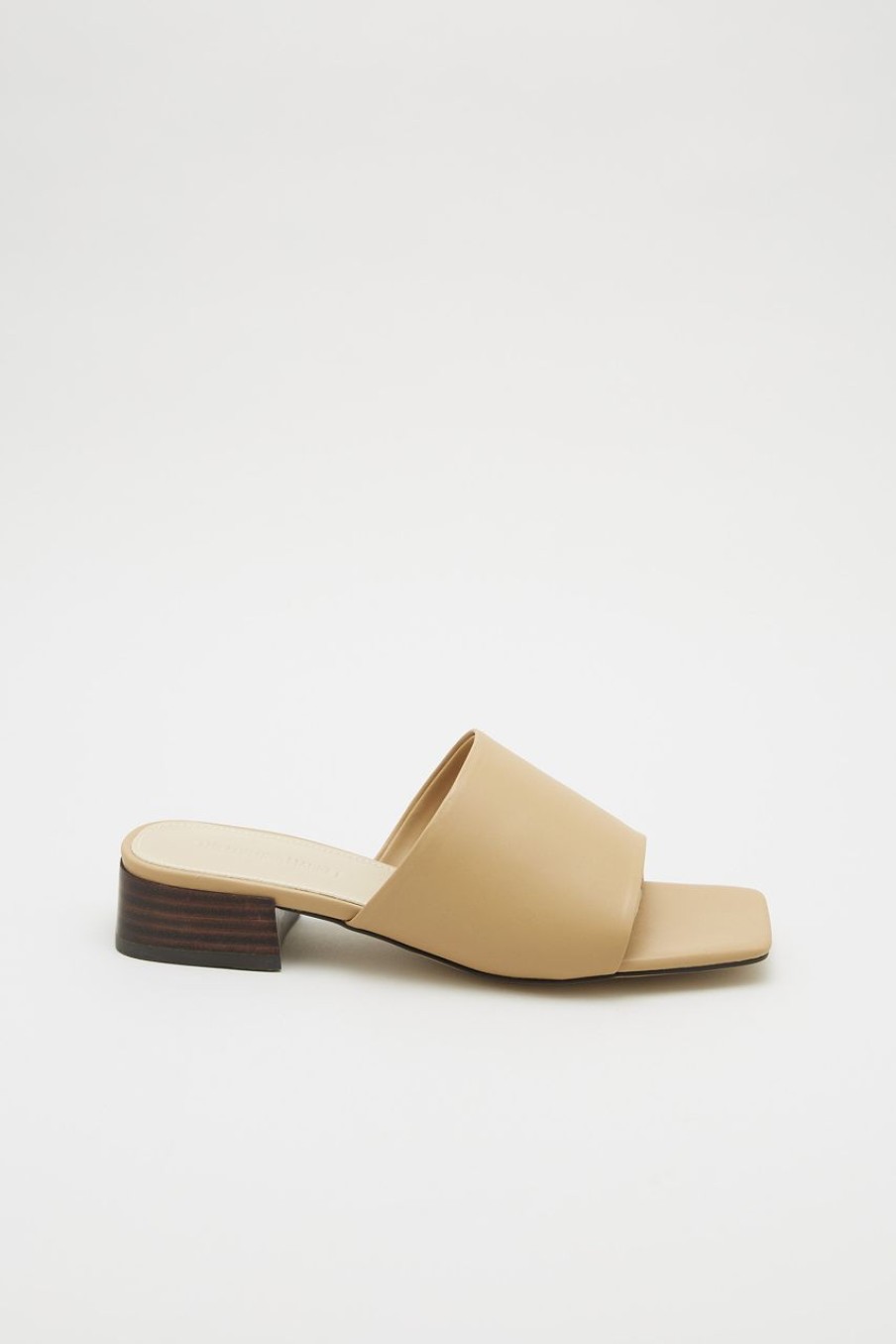 Women The Editor's Market Flats | Rhea Block Heel Slides Caramel