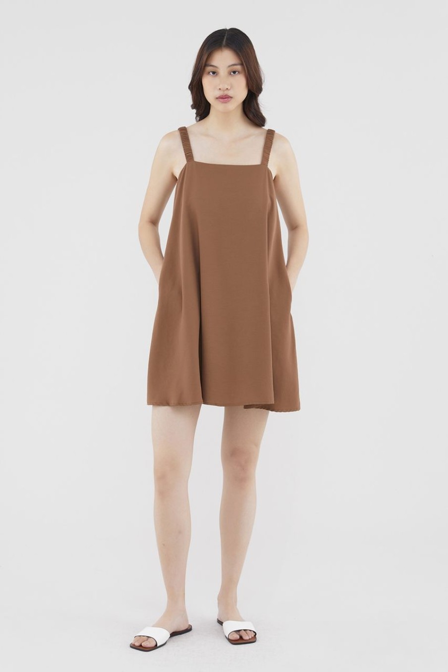 Women The Editor's Market Dresses | Eira Mini Swing Dress Pecan