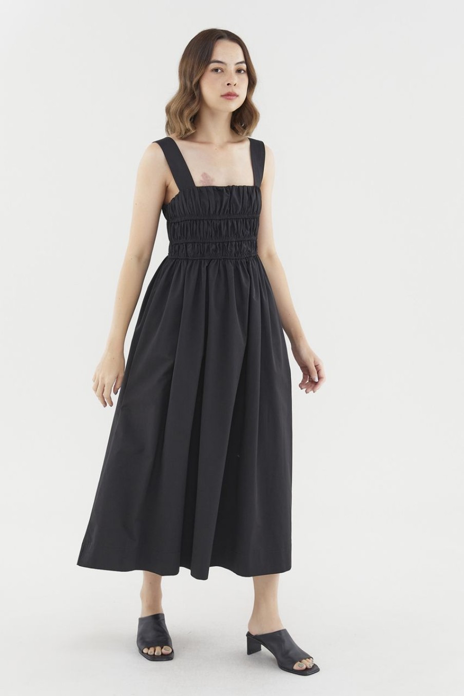 Women The Editor's Market Dresses | Stefani Ruched Dress Black