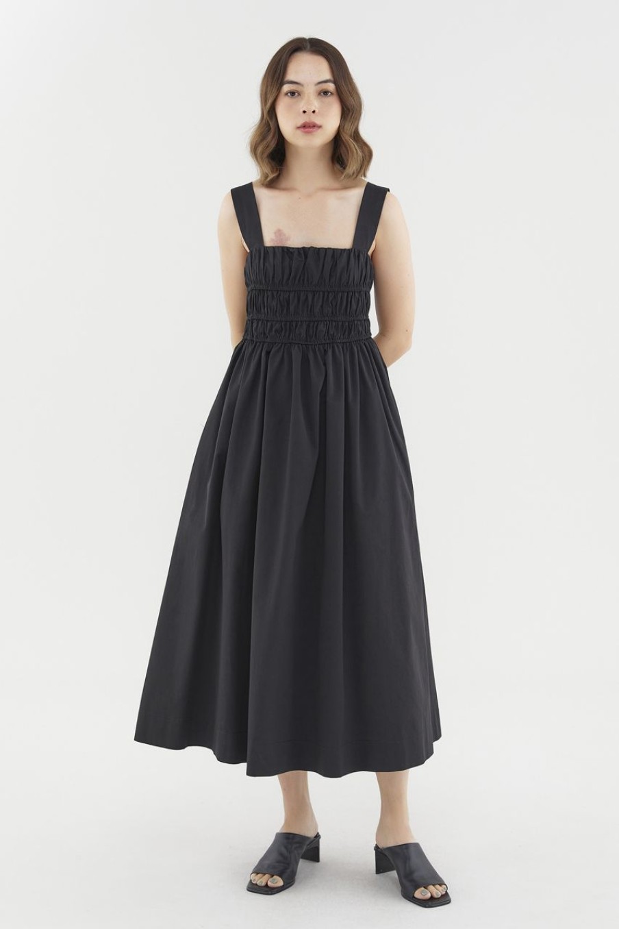 Women The Editor's Market Dresses | Stefani Ruched Dress Black