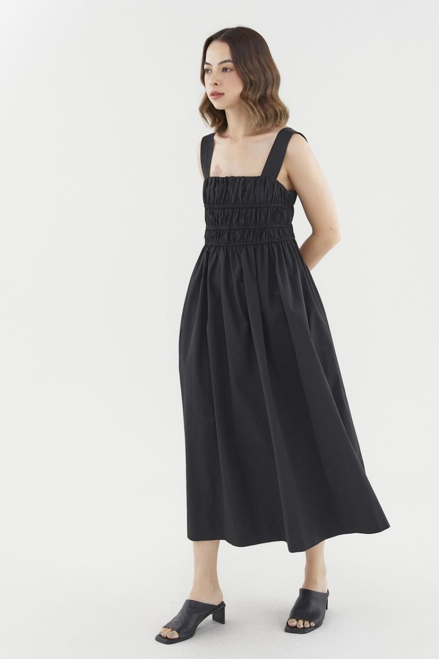 Women The Editor's Market Dresses | Stefani Ruched Dress Black