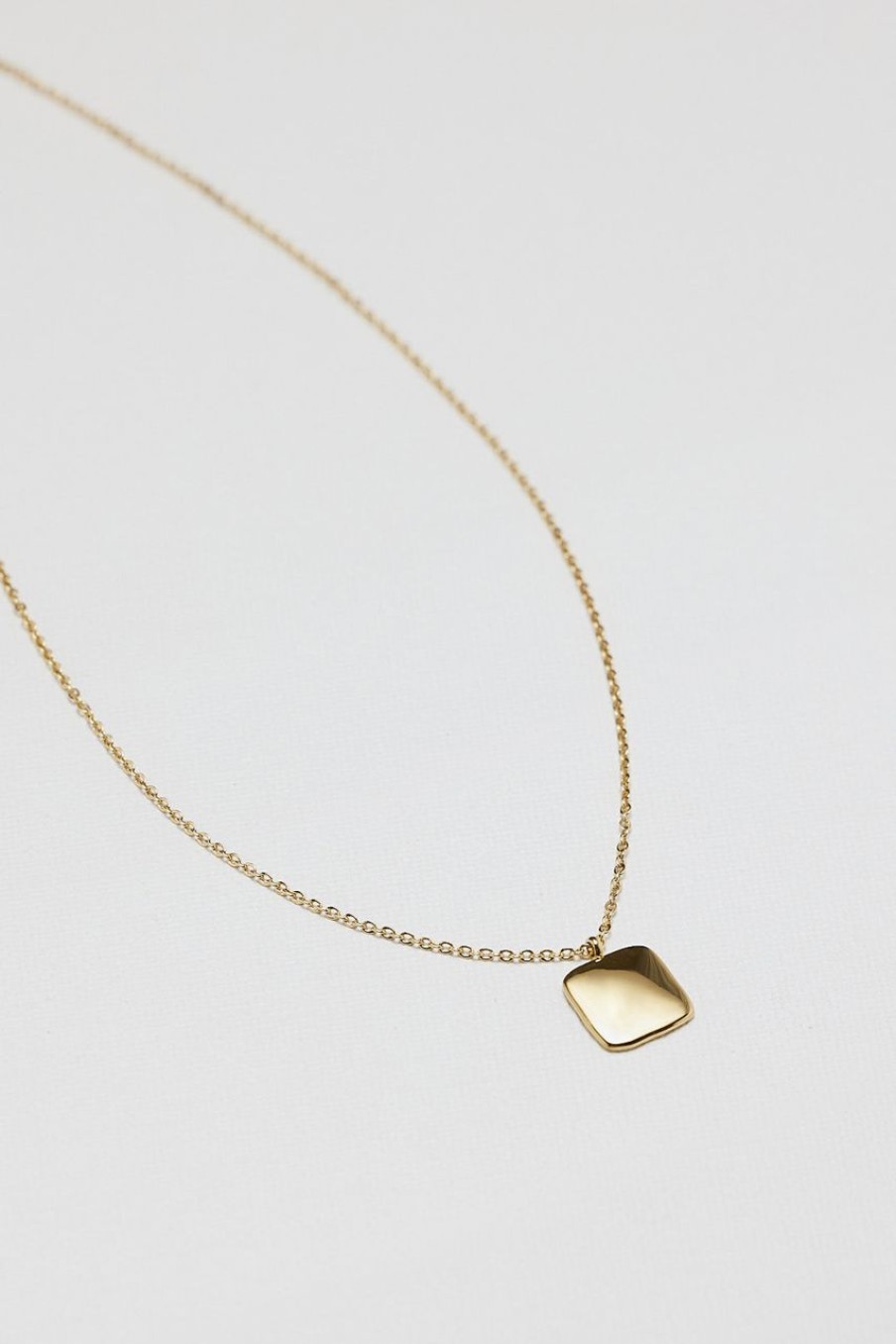 Women Afterall Necklaces | Neva Necklace Gold