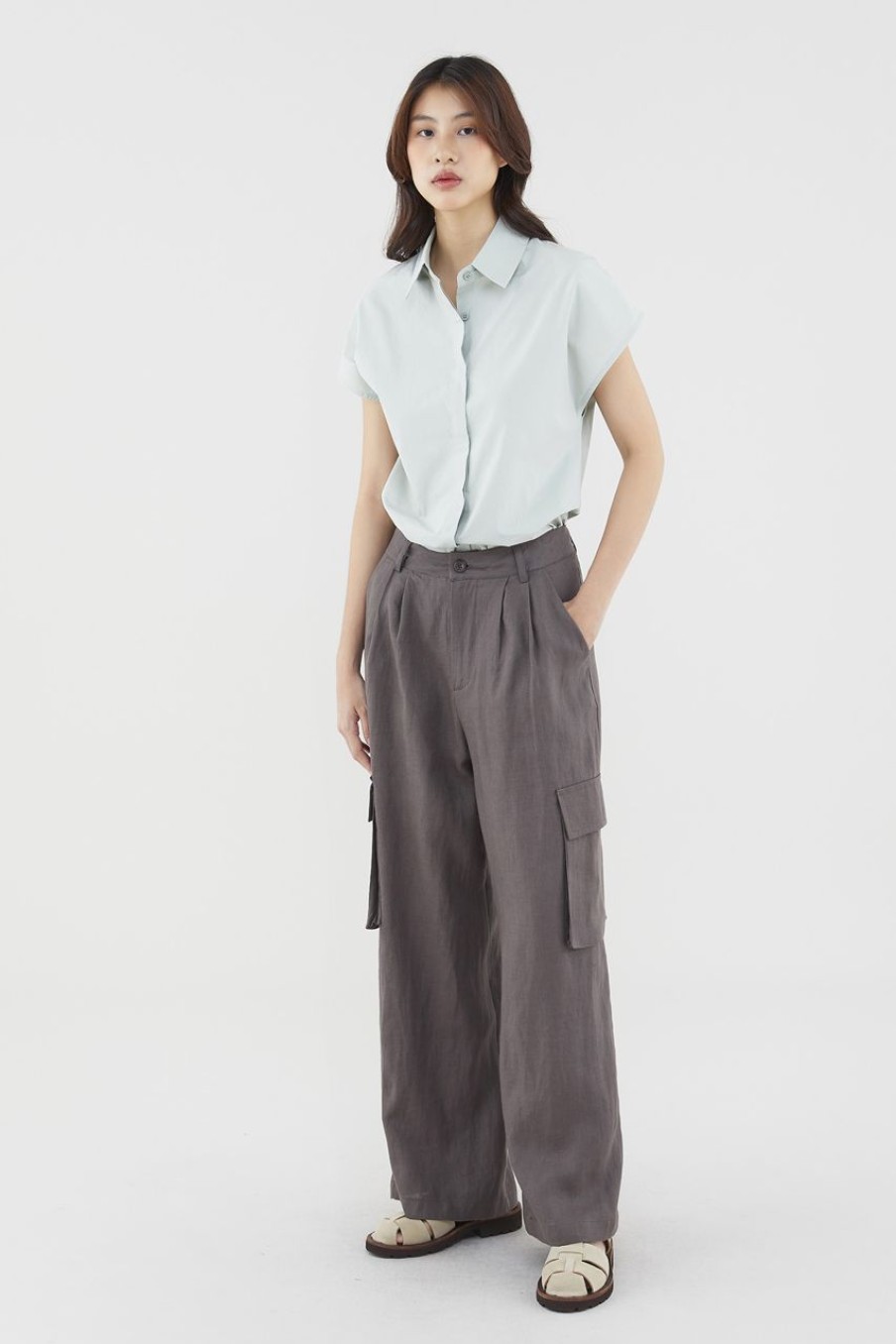 Women The Editor's Market Pants | Marcelyn Linen Utility Pants Charcoal