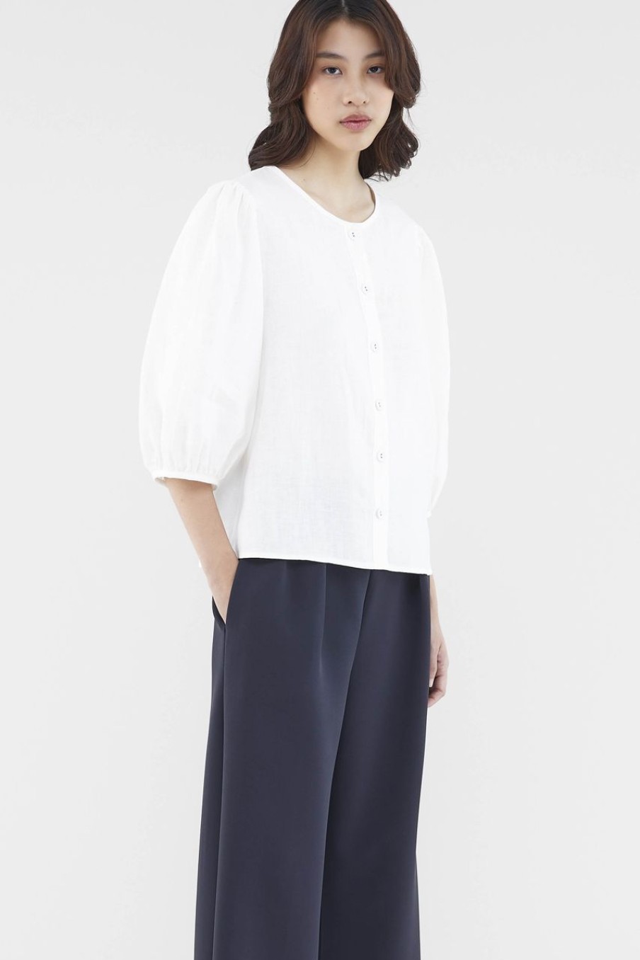 Women The Editor's Market Tops | Tessa Linen Button-Down Blouse White