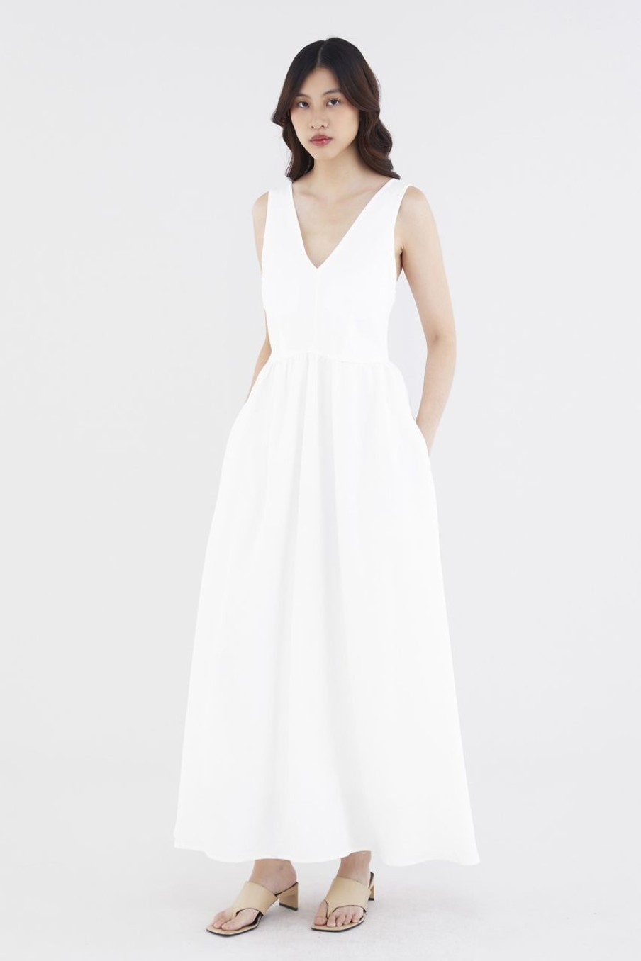 Women The Editor's Market Dresses | Hazell Padded V-Neck Dress White