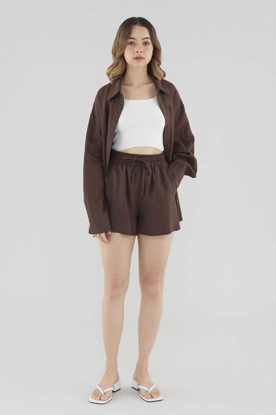 Women The Editor's Market Shorts | Bonita Linen Relaxed Shorts Coffee