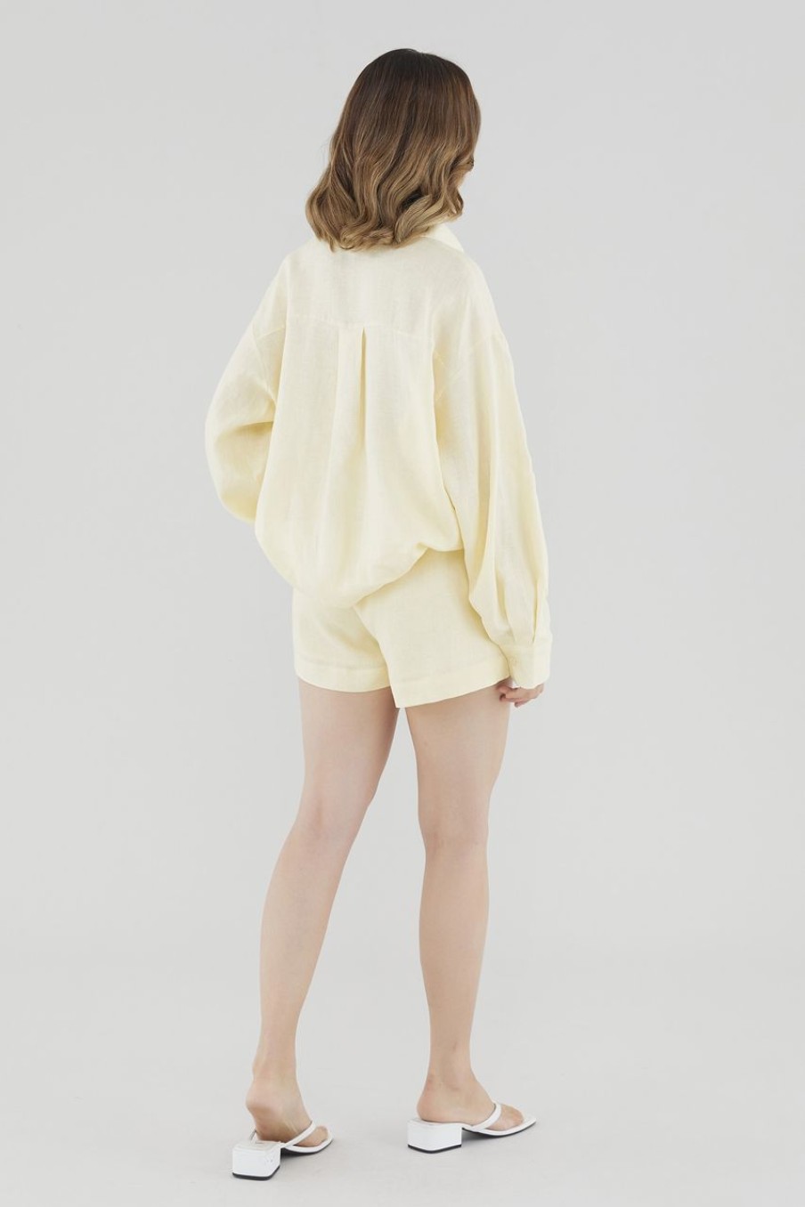 Women The Editor's Market Shorts | Bonita Linen Relaxed Shorts Lemon