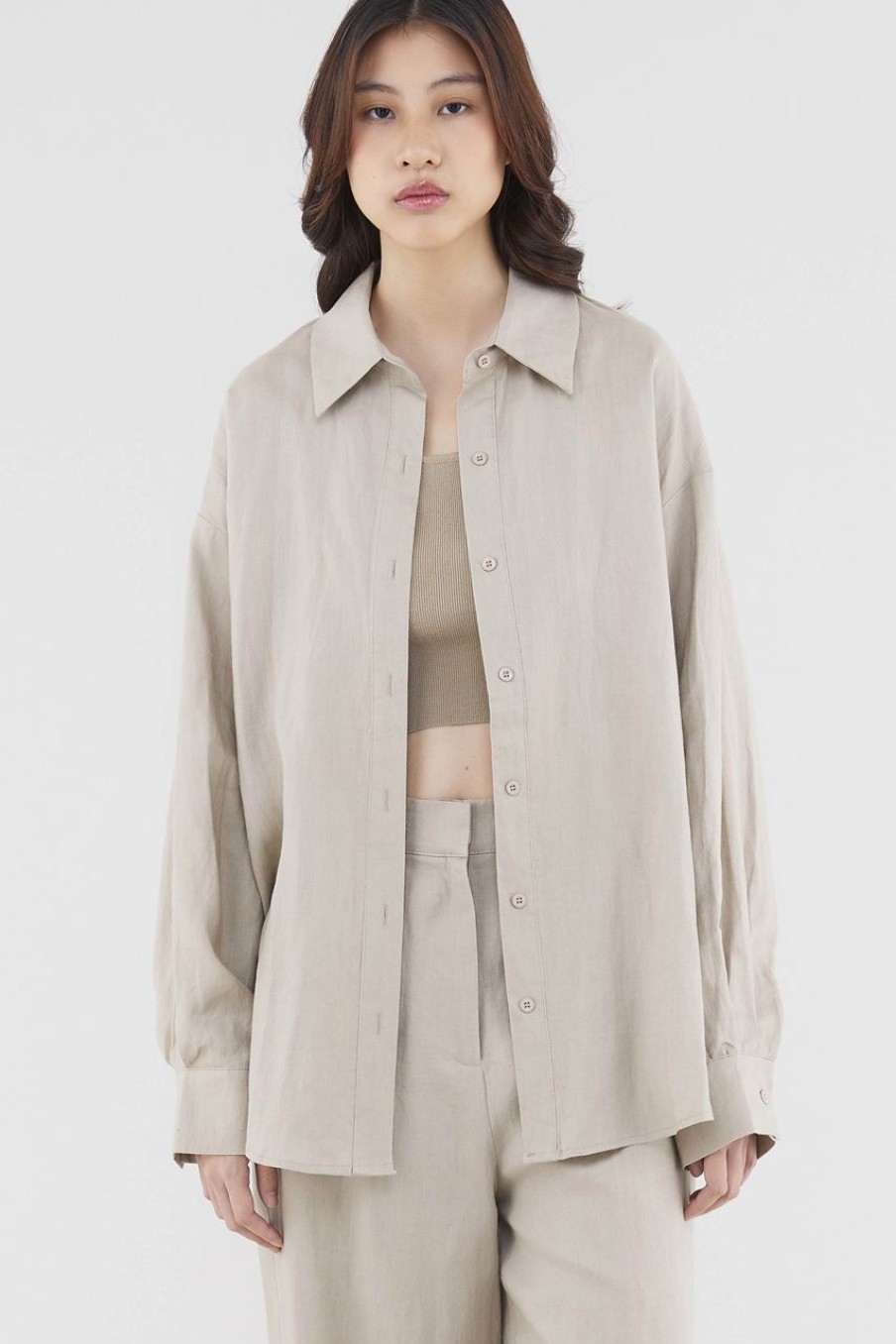 Women The Editor's Market Tops | Malitta Linen Oversized Shirt Taupe