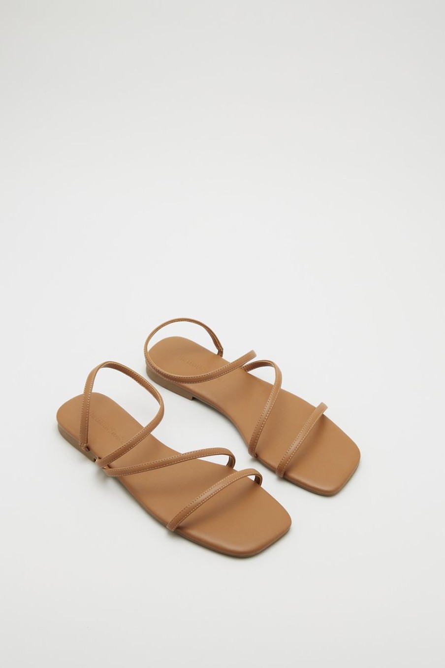 Women The Editor's Market Flats | Danae Strappy Sandals Nectar