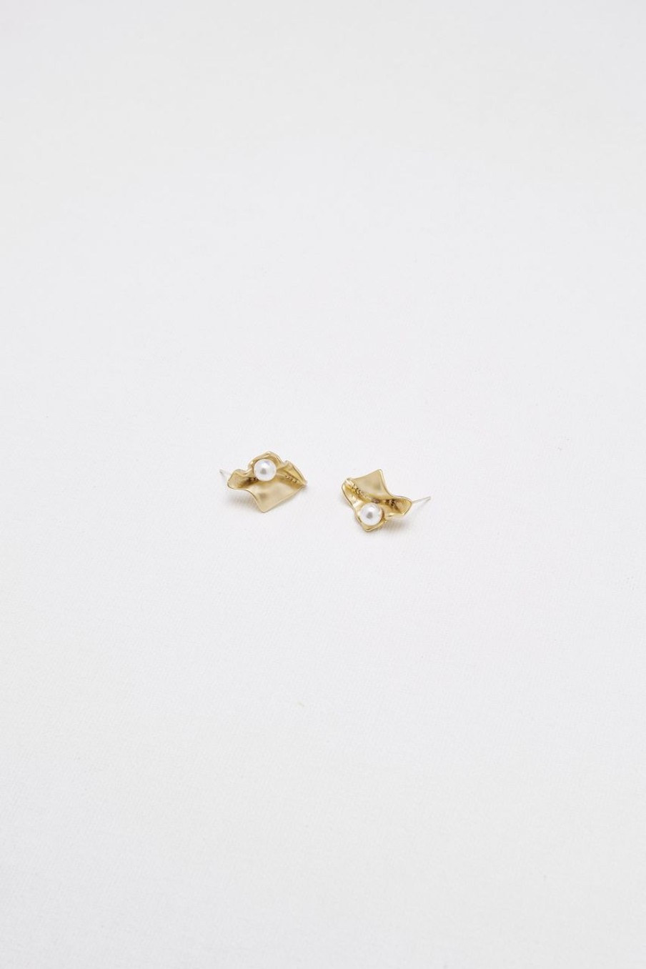 Women Afterall Earrings | Veron Earrings Matte Gold