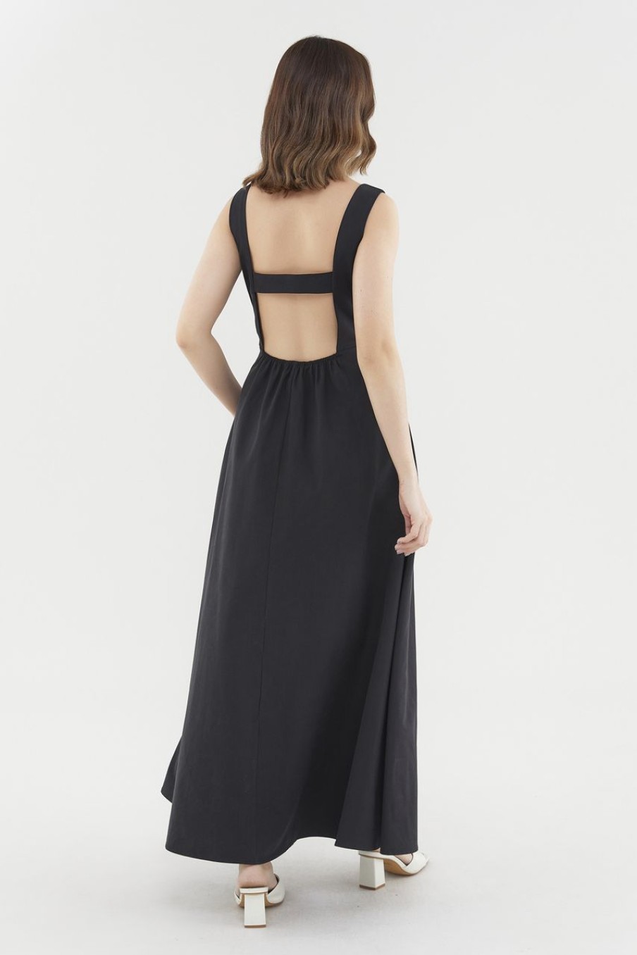 Women The Editor's Market Dresses | Taria Open-Back Dress Black