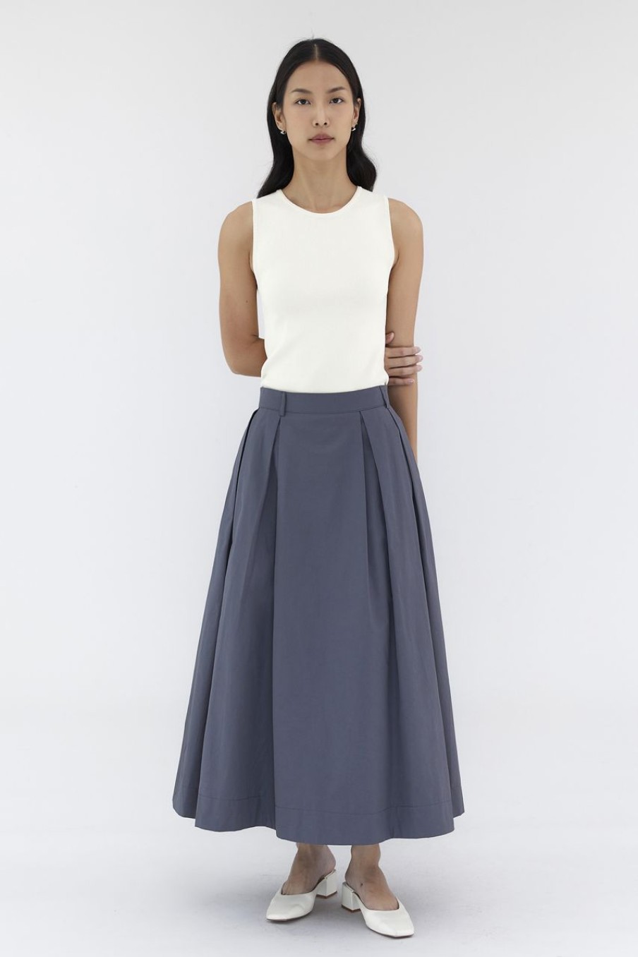 Women The Editor's Market Skirts | Savana Box-Pleat Skirt Shadow