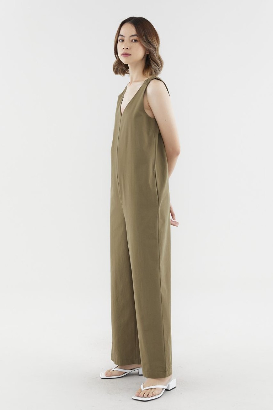 Women The Editor's Market Jumpsuits | Zarita V-Neck Jumpsuit Olive Green