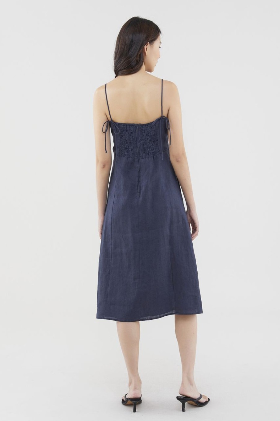 Women The Editor's Market Dresses | Penelope Linen Back-Tie Dress Eclipse