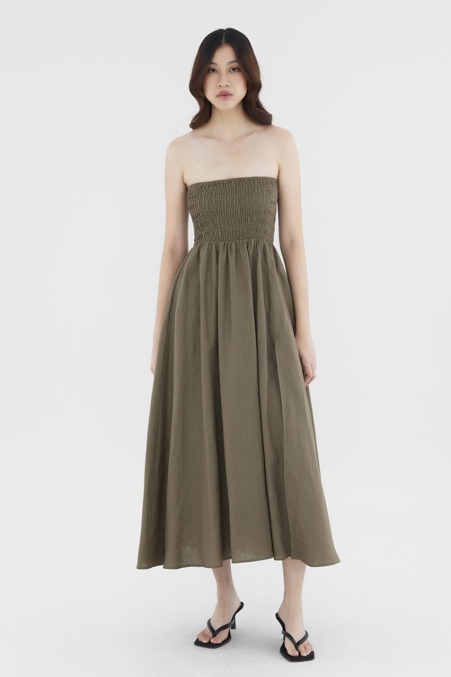 Women The Editor's Market Dresses | Rylene Linen Shirred Tube Dress Reed