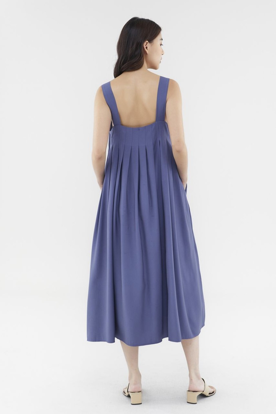 Women The Editor's Market Dresses | Roux Pleated Dress Ash Blue