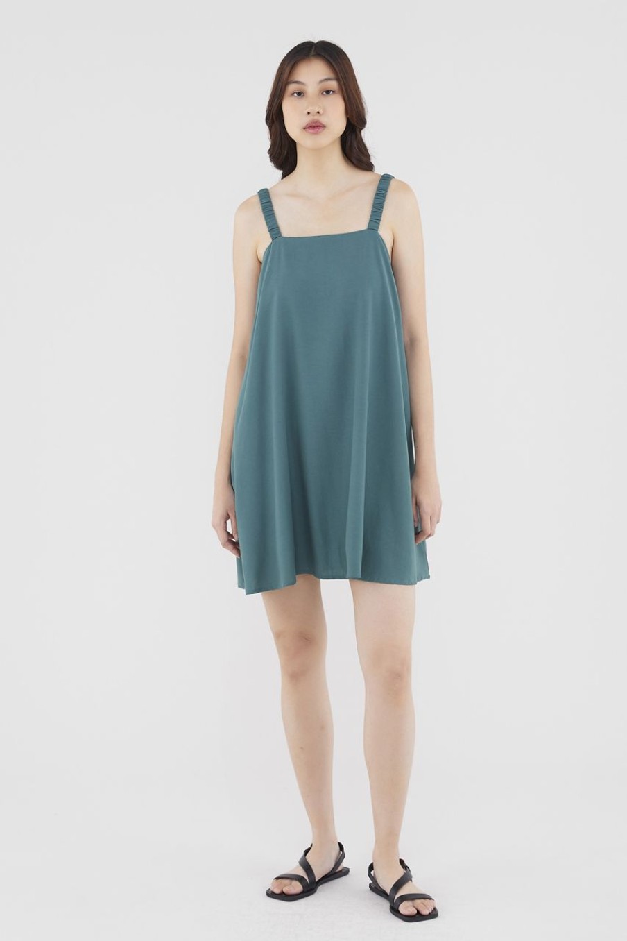 Women The Editor's Market Dresses | Eira Mini Swing Dress Pine Green