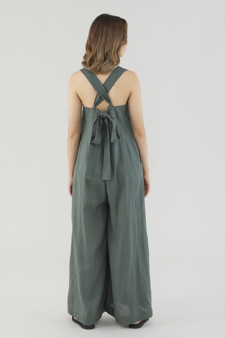 Women The Editor's Market Jumpsuits | Dorene Linen Tie-Back Jumpsuit Rosemary