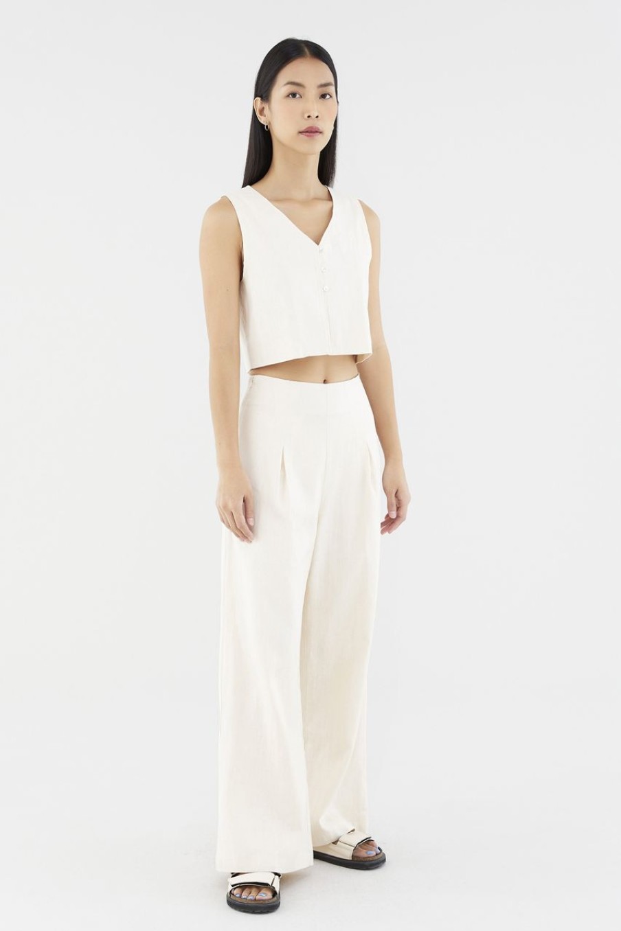 Women The Editor's Market Tops | Evada Linen Button Down Top Champagne