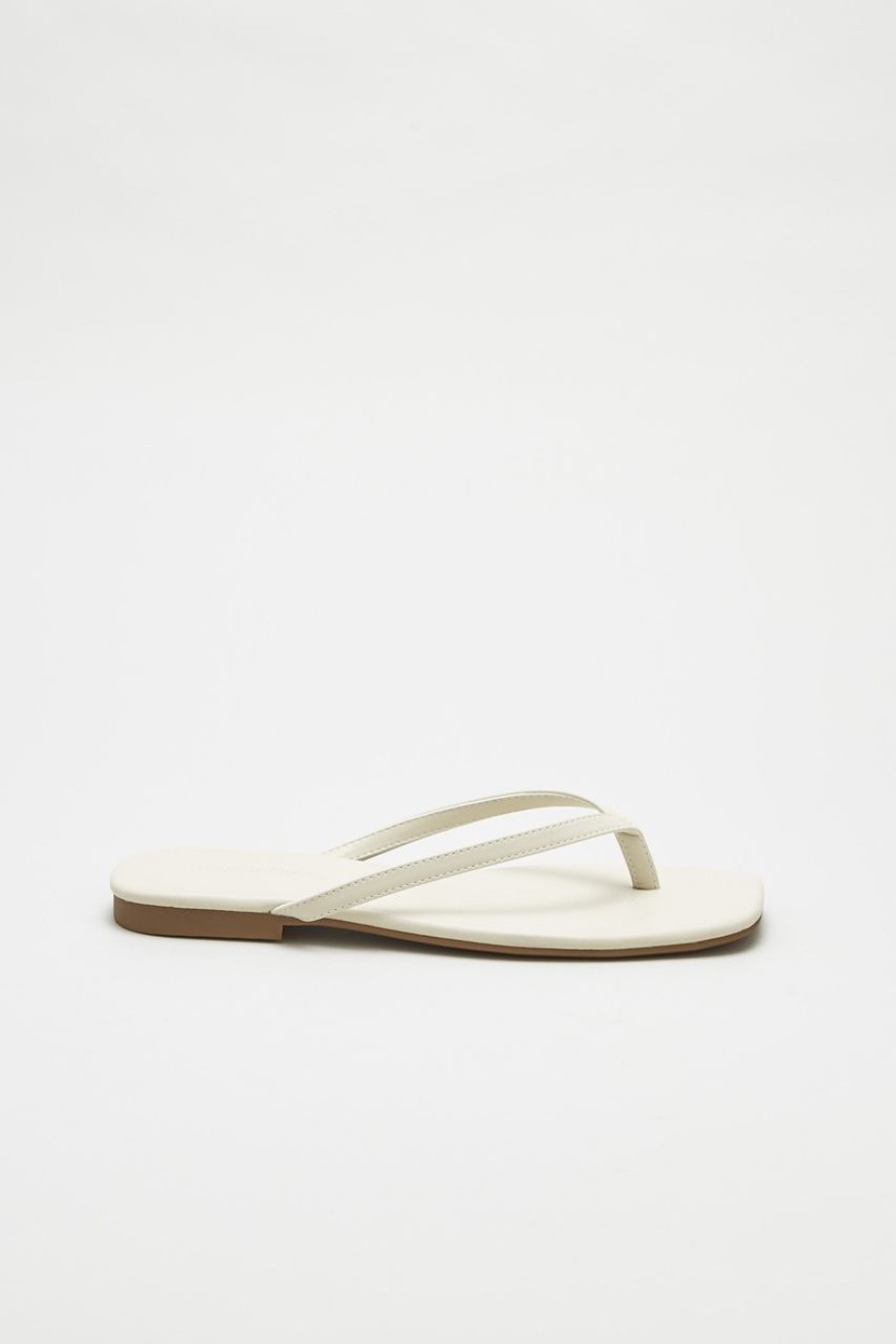 Women The Editor's Market Flats | Althea Thong Slides Almond