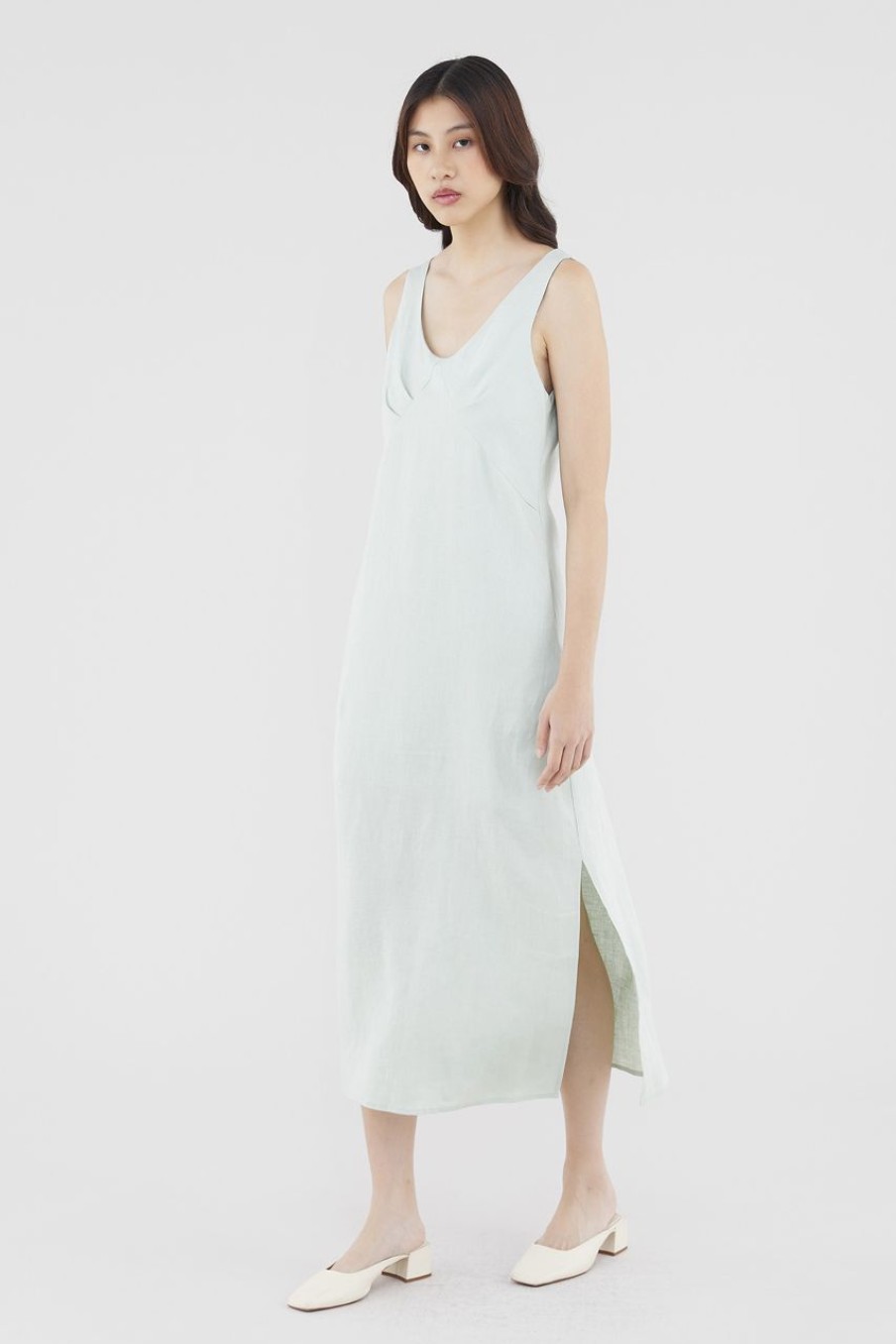 Women The Editor's Market Dresses | Raylina Linen Column Dress Tea