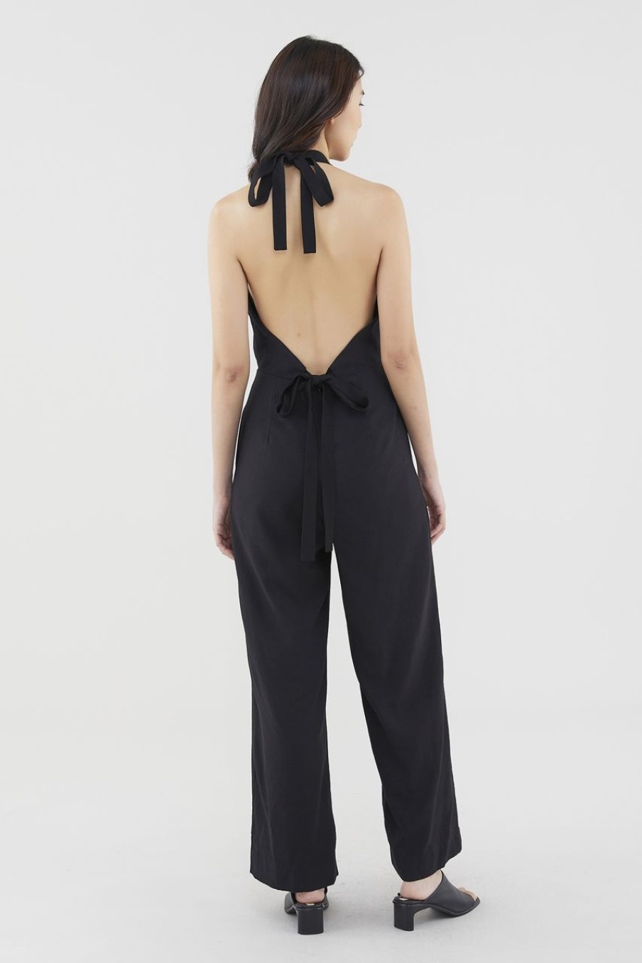 Women The Editor's Market Jumpsuits | Baylor Backless Halter Jumpsuit Black