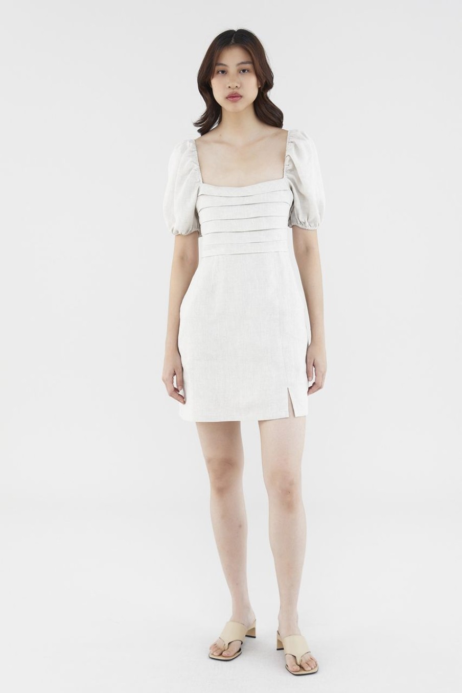 Women The Editor's Market Dresses | Blake Linen Pleat-Front Dress Sand