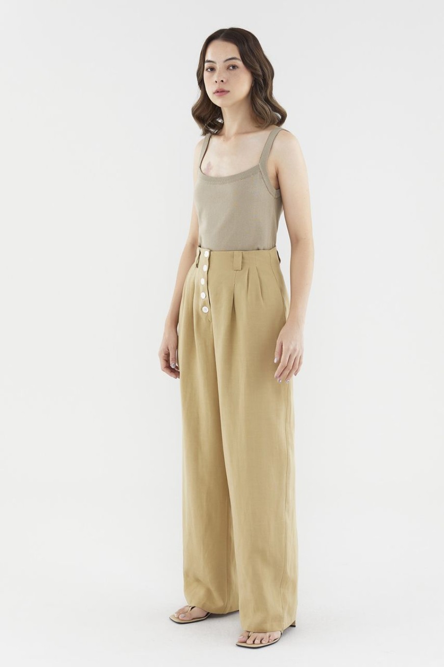 Women The Editor's Market Pants | Chantelle Buttoned Pants Husk