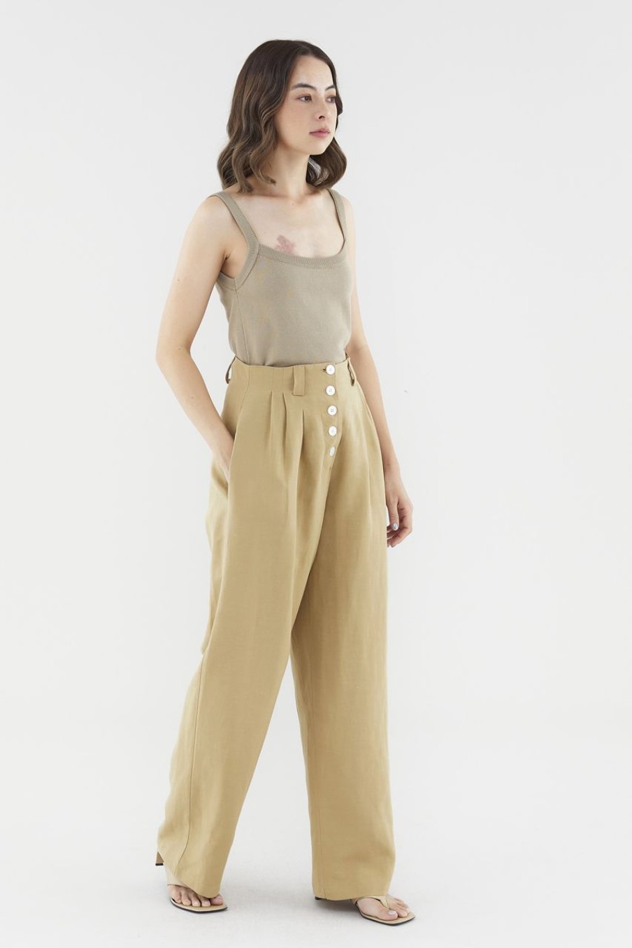 Women The Editor's Market Pants | Chantelle Buttoned Pants Husk